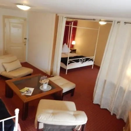 Apartment Schloss Zingst FeWo OG *